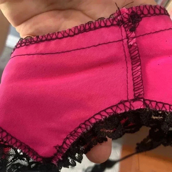 Vintage E. Bole 80’s neon pink black lace garter belt - Picture 13 of 13